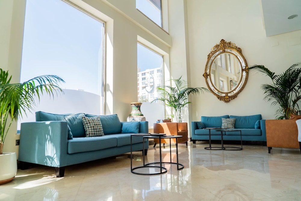 Hotel Spa Cadiz Plaza 48/70