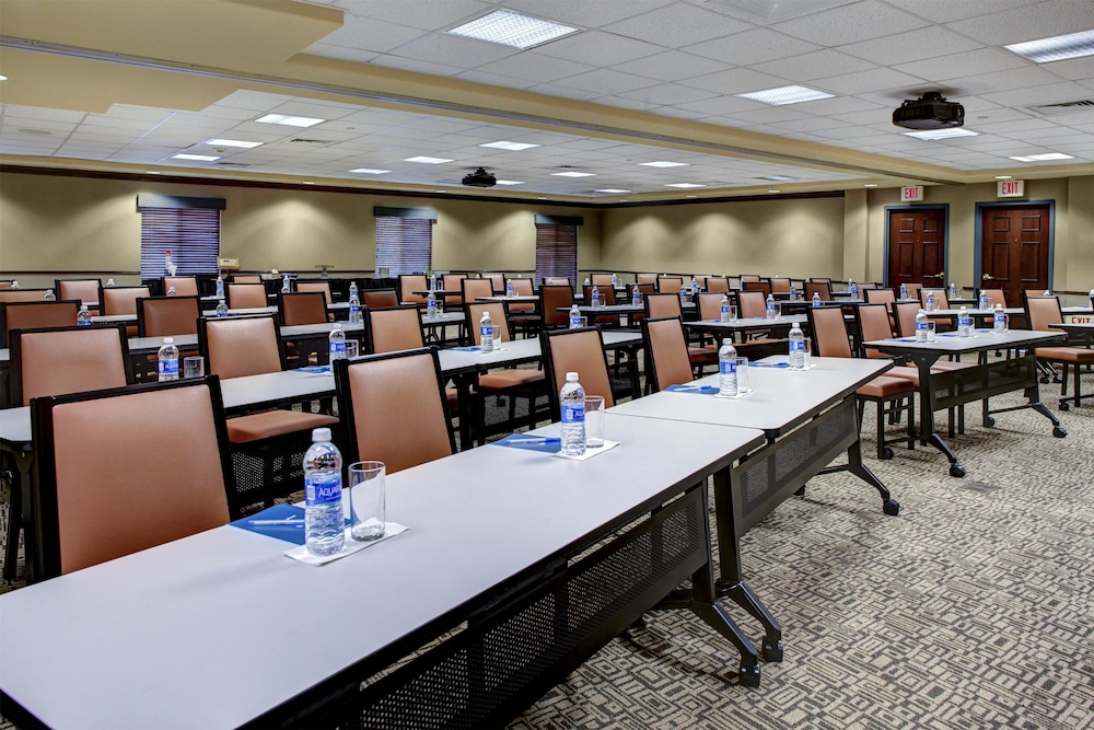 HYATT house Branchburg 53/64
