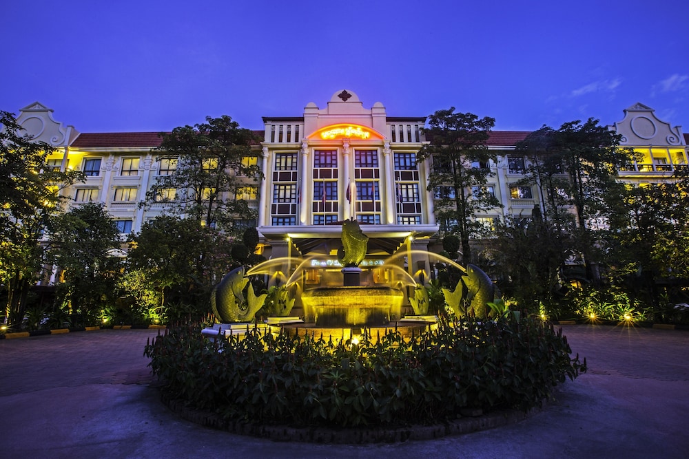 Prince Angkor Hotel and Spa 5/74