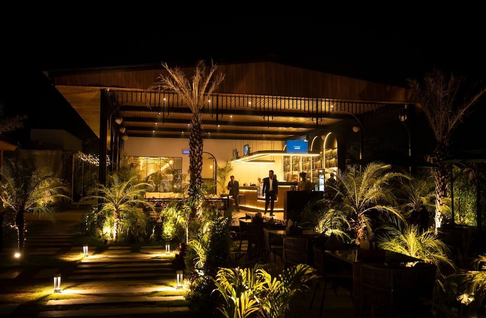 Vintclub Resort 9/50