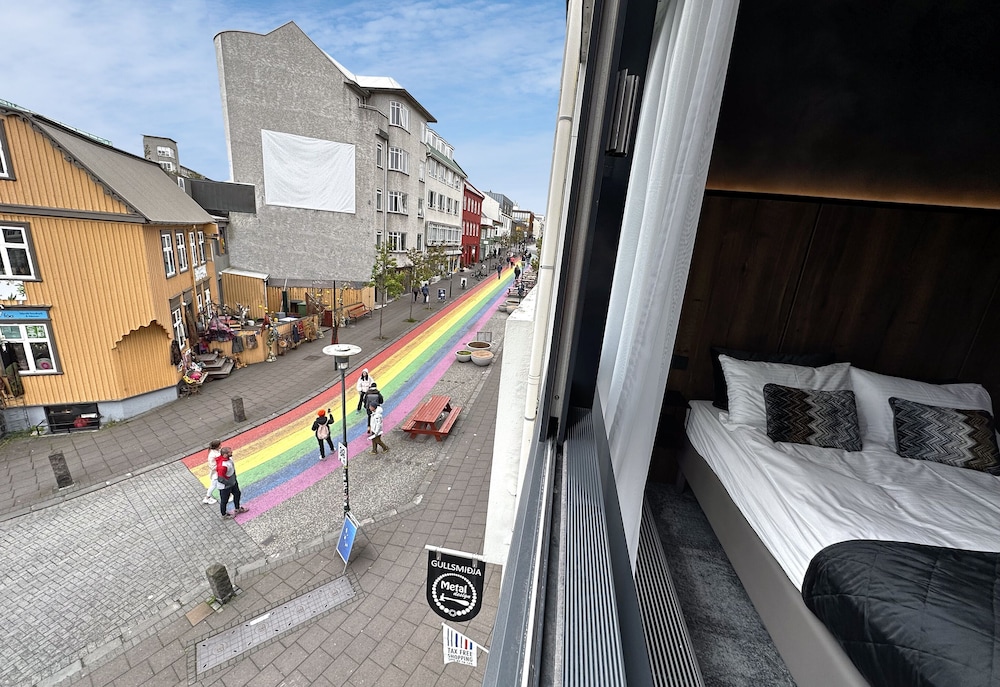 B14 Apartments & Rooms 38/45