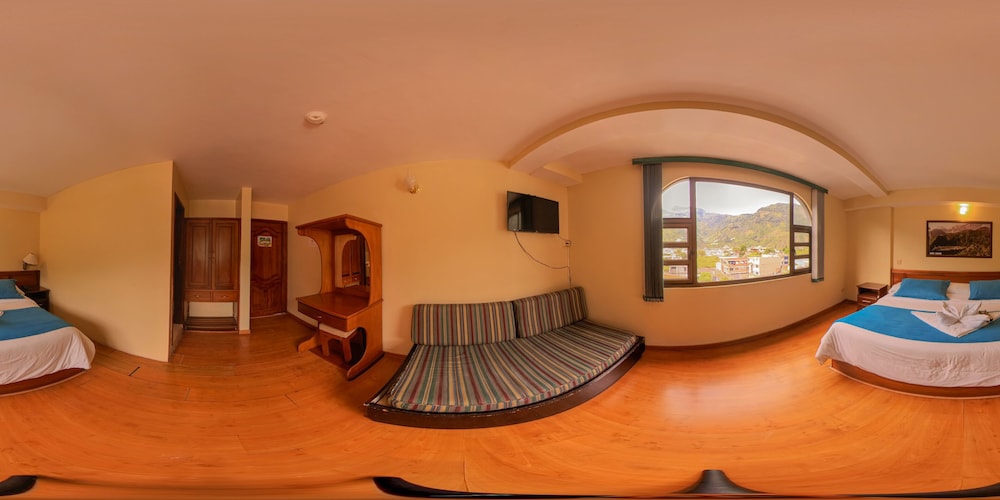 Hotel Donde Marcelo 55/68