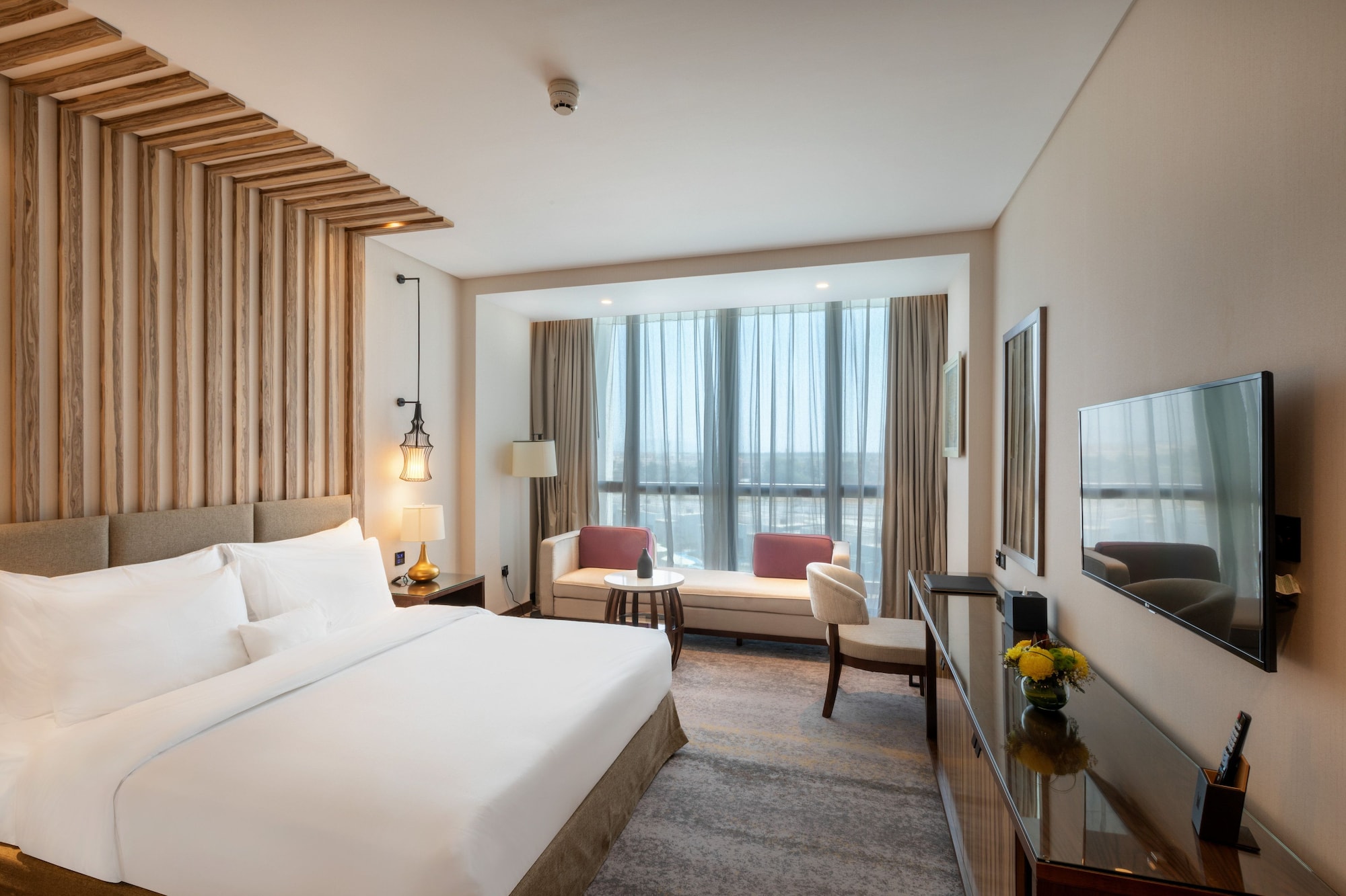 Premier, King Bed, Pool View, Balcony