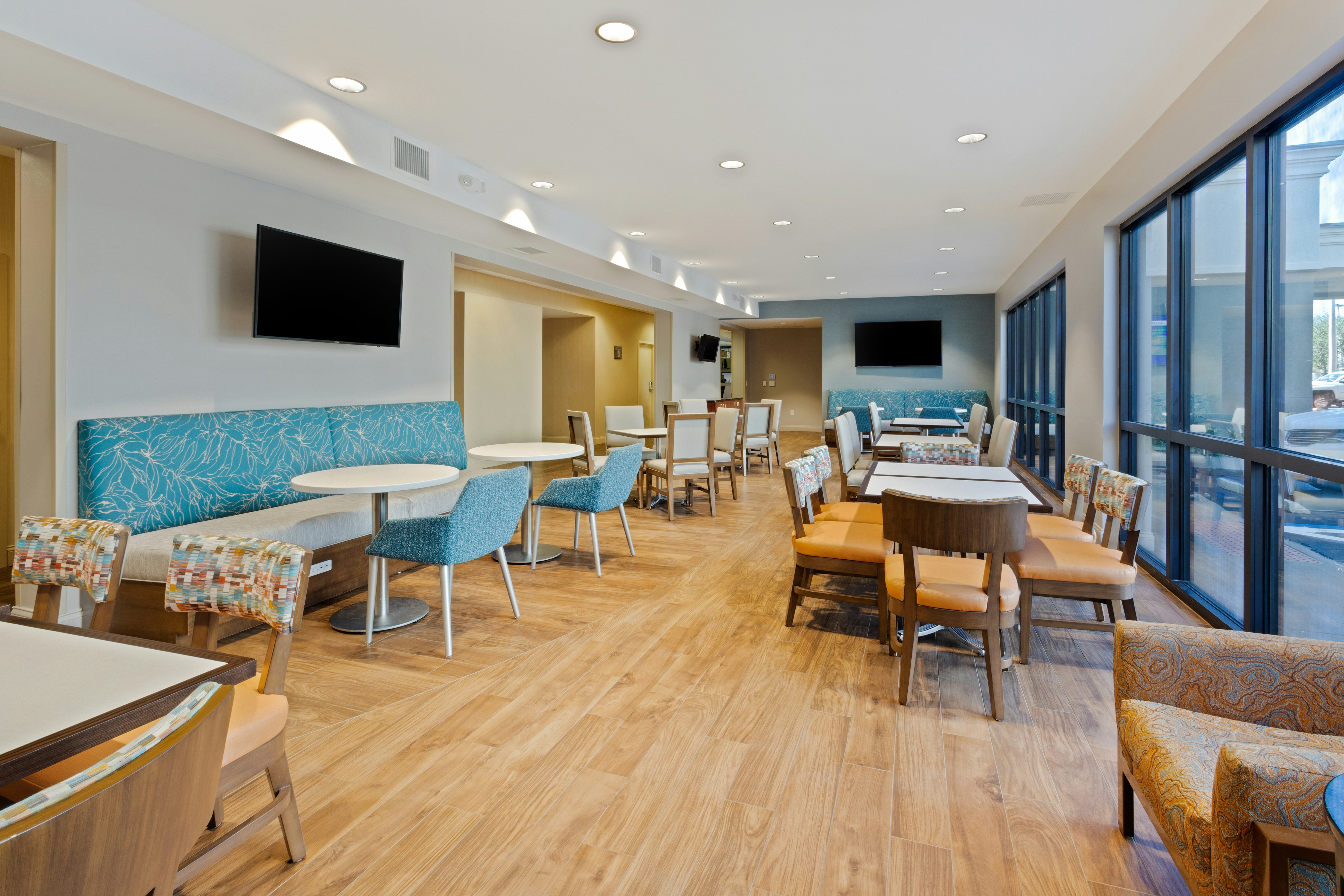 Hampton Inn Cocoa Beach/Cape Canaveral 33/41