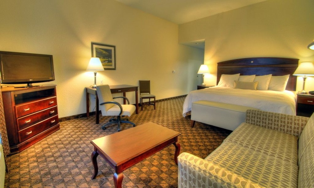 HOLIDAY INN EXPRESS WEST JEFFERSON 36/49