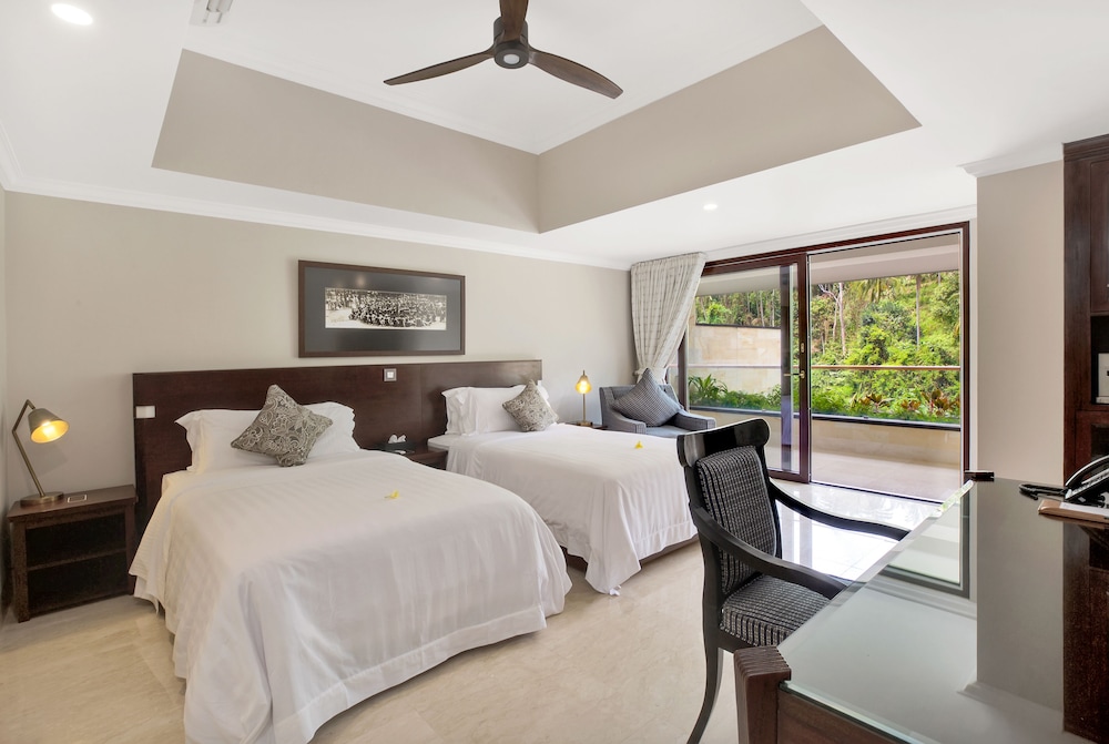 2 BEDROOMS, VICE, POOL, REGAL, VILLA