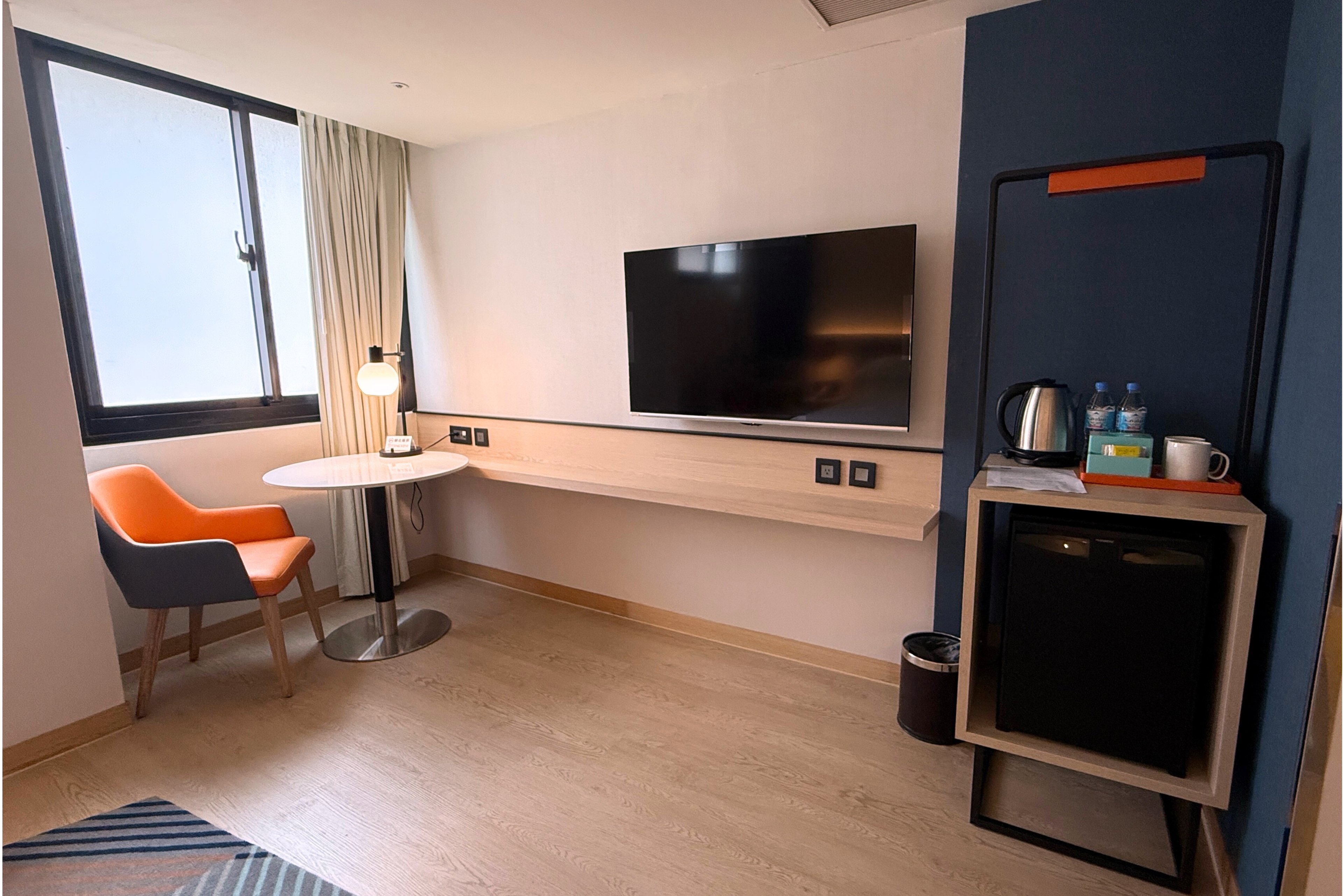 Holiday Inn Express Taipei Train Station 35/42