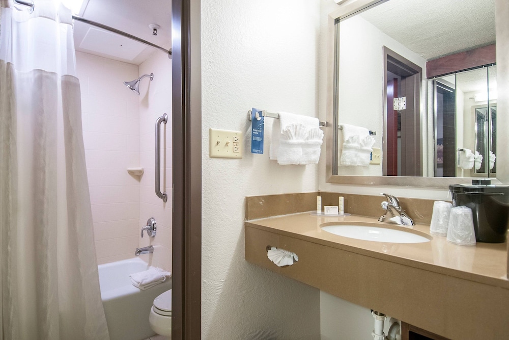 Fairfield Inn Suites Dallas Dfw Airport South Irving 15/46