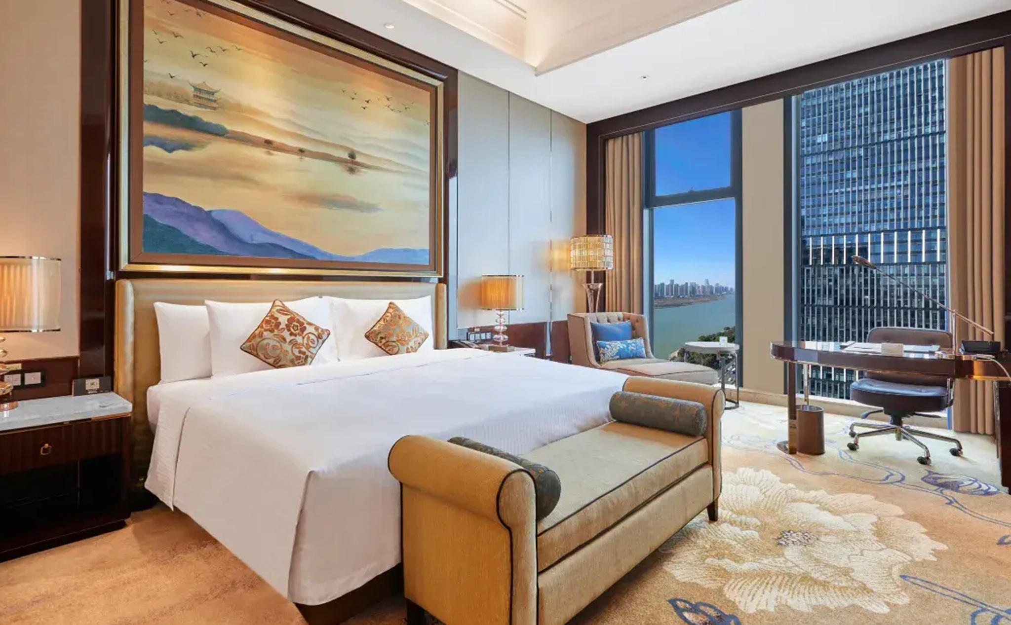 Room, King Bed, City View