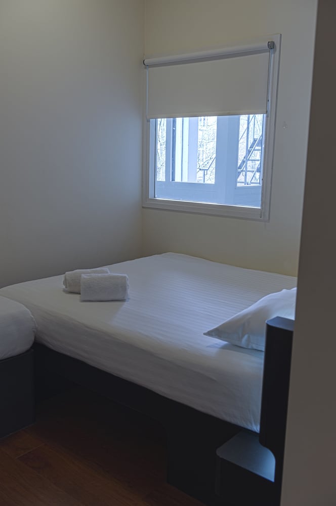 easyHotel Amsterdam City Centre 36/66