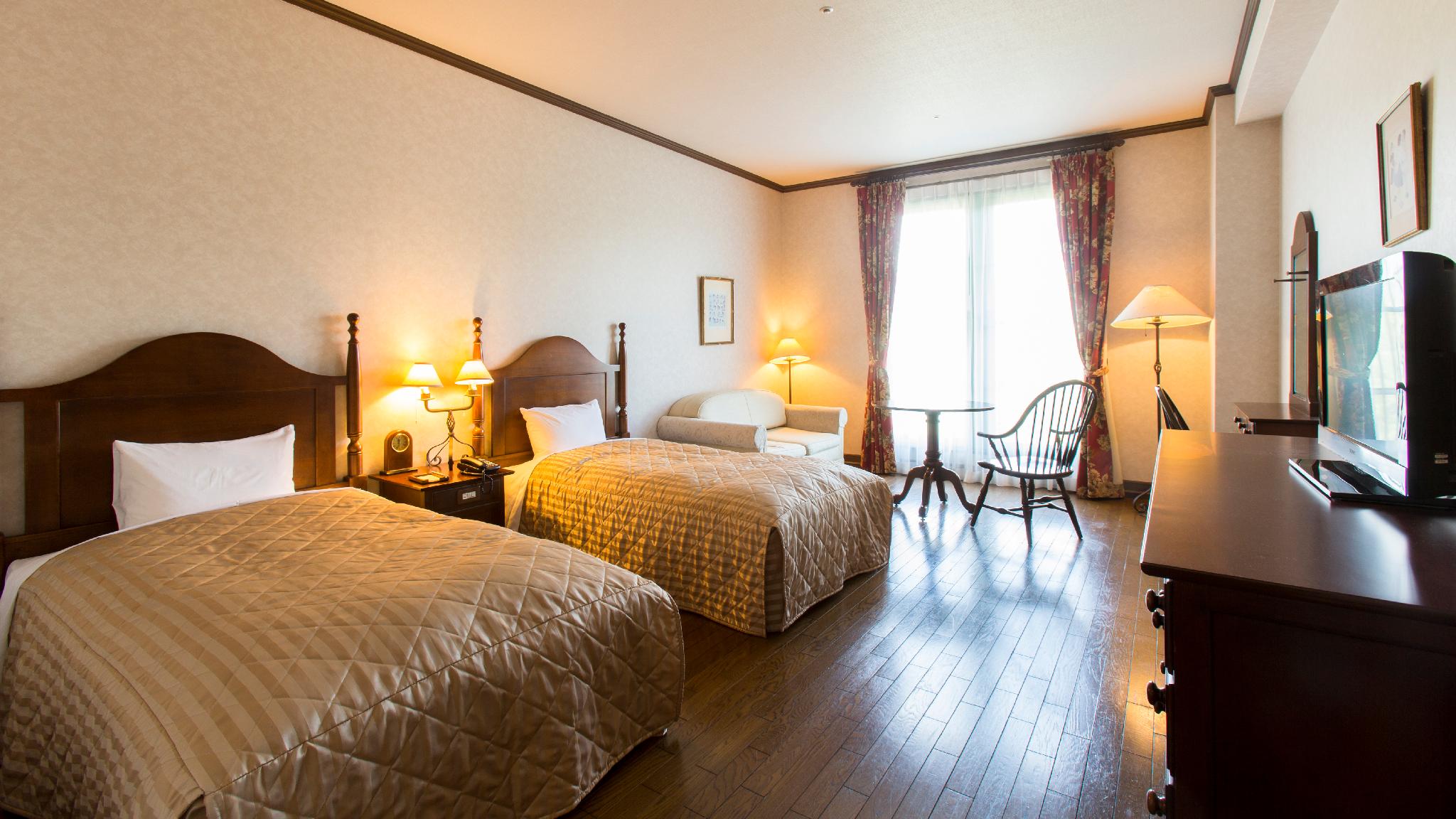 Upgrade, Deluxe, Twin Beds, Mountain View, Top Floor