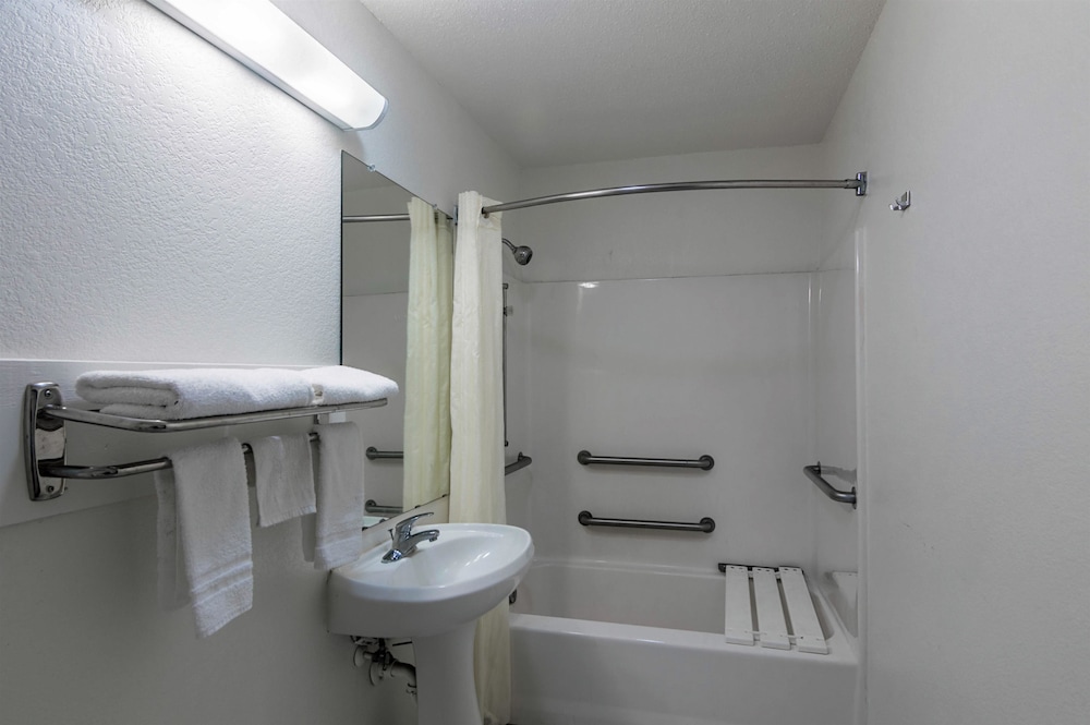 Motel6 Azle, TX 38/38