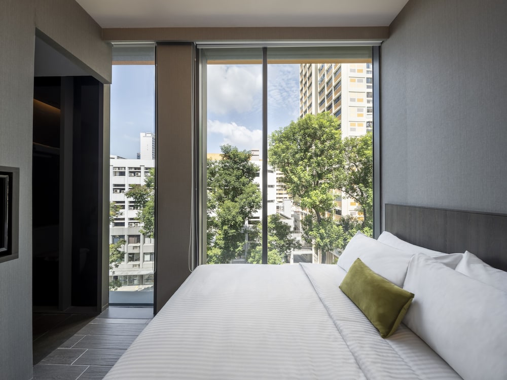 Beverly Hotels Elements 14/27