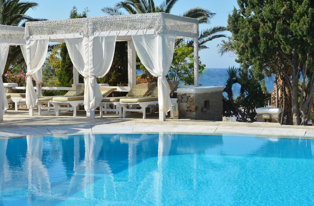 Zephyros Hotel 58/66