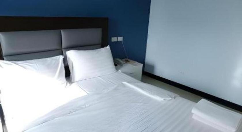 Sixty Six Place Hotel 31/42