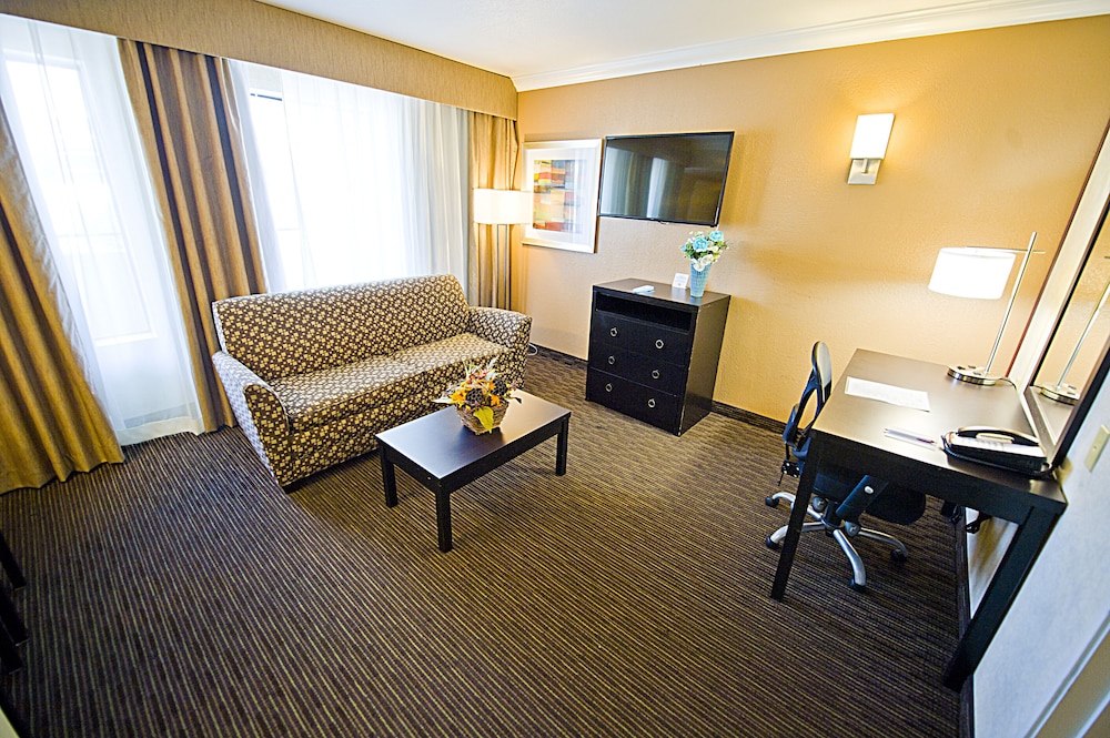 Hotel D Lins Ontario Airport 31/45