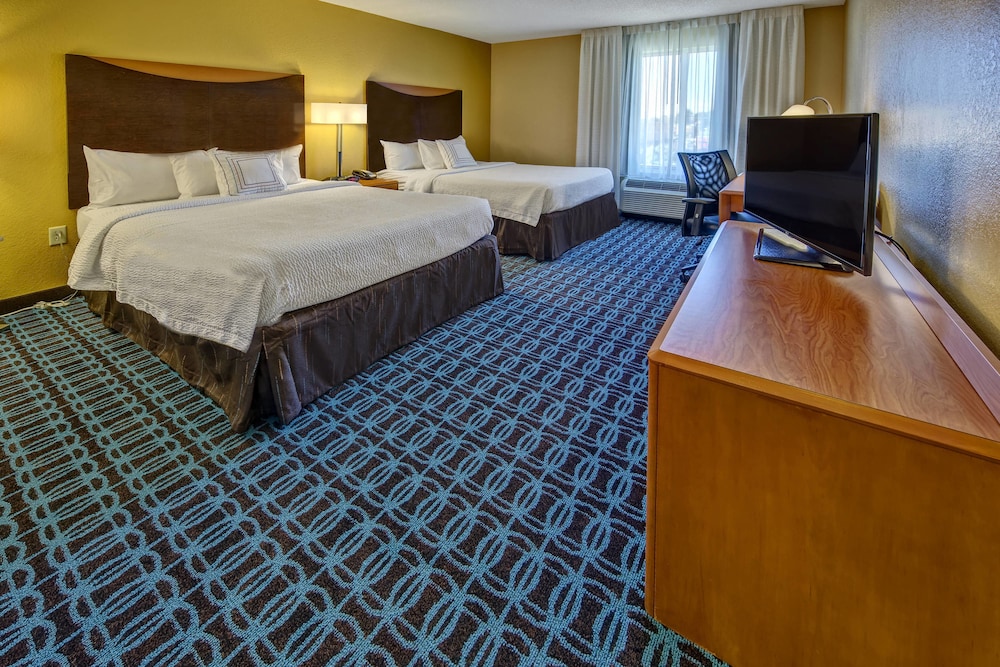 Fairfield Inn & Suites by Marriott Memphis Olive Branch 12/50