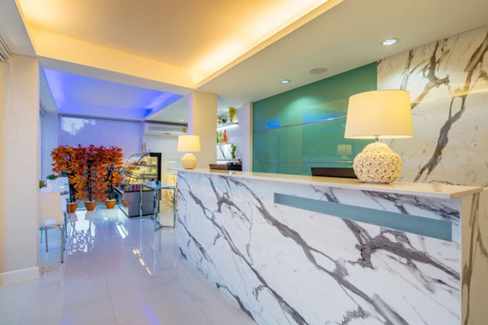 Solo Express Sukhumvit 81 4/57