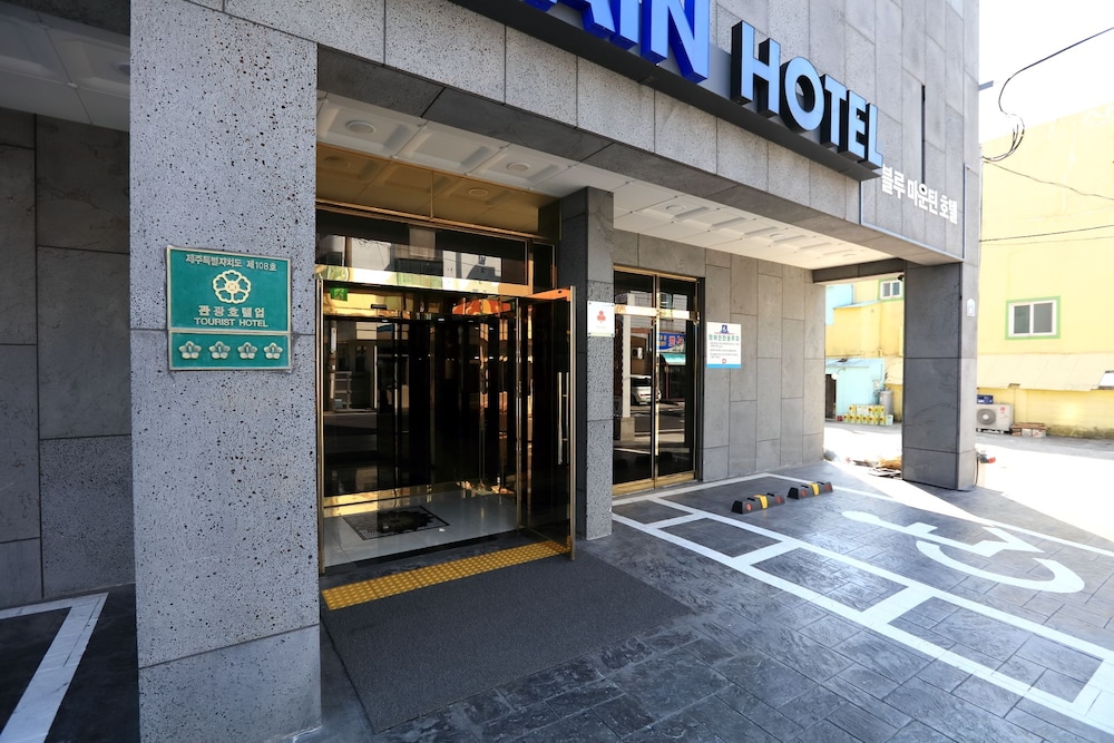 Blue Mountain Hotel 21/26