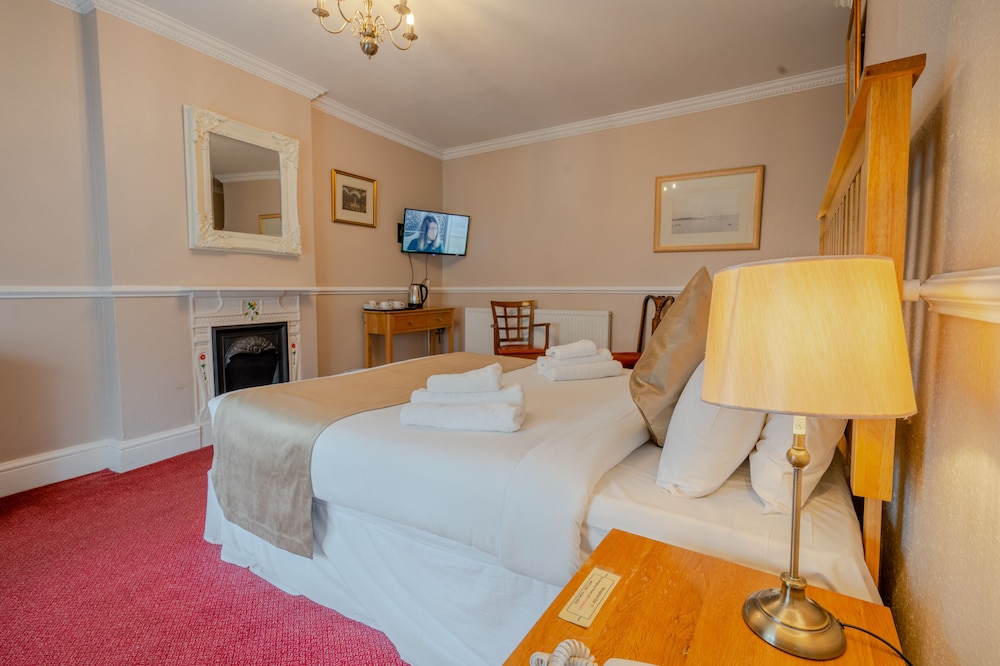 The Crown Hotel 17/47