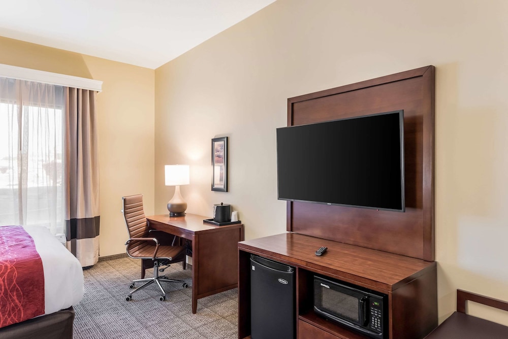 Comfort Inn & Suites Zion Park Area 30/47