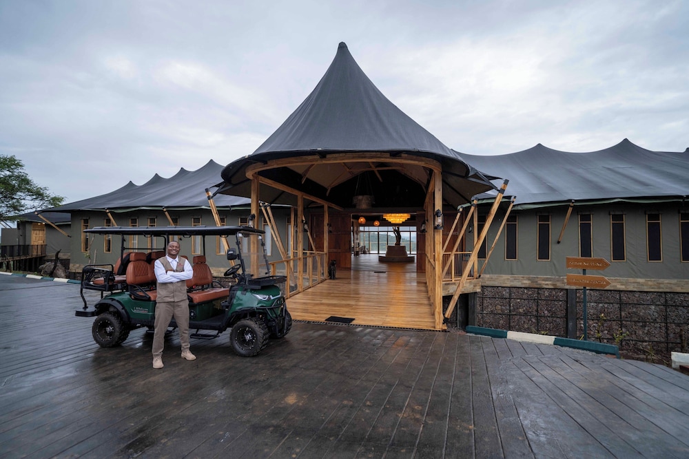 Neptune Serengeti Luxury Tented Camp 43/50