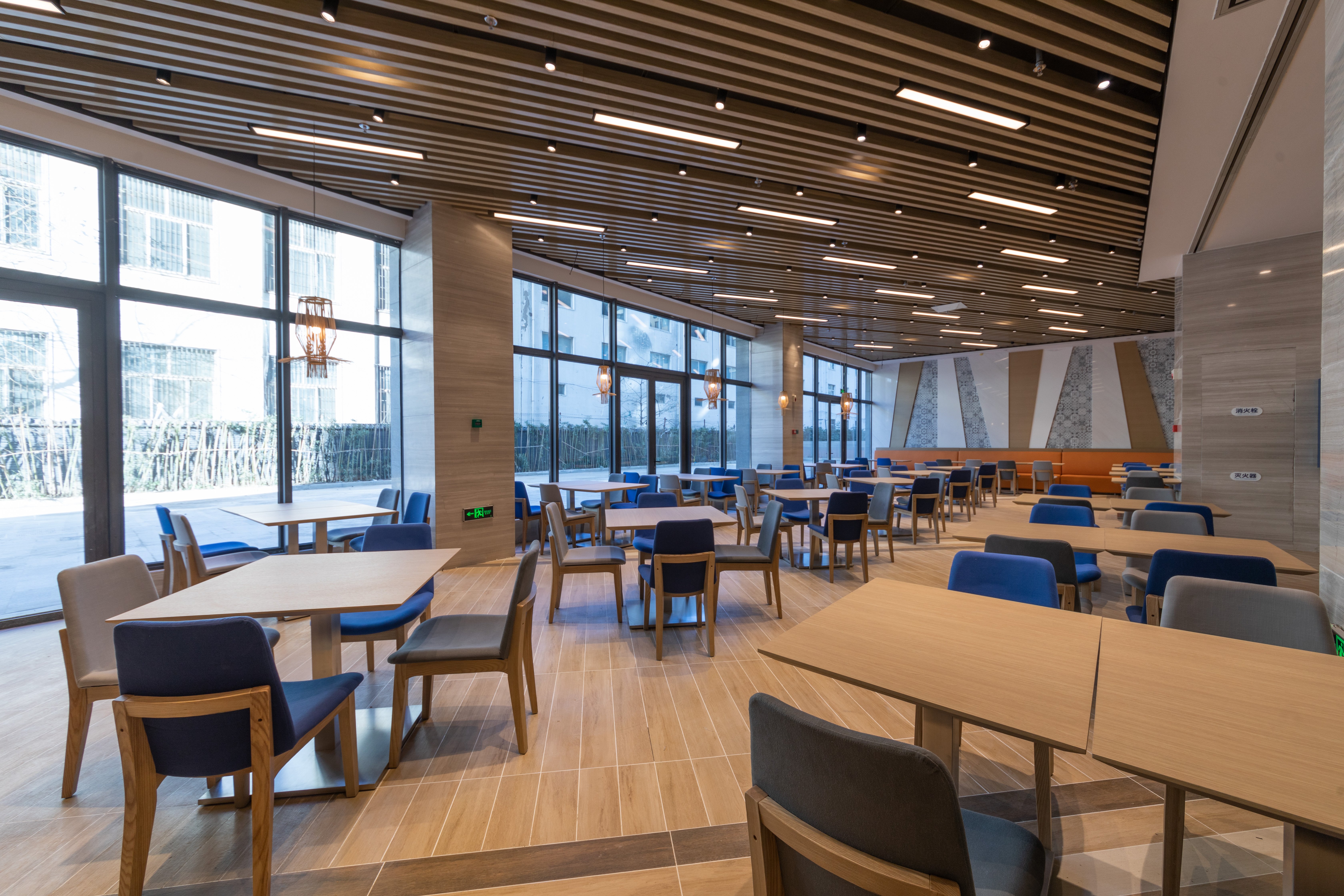 Holiday Inn Express Kaifeng City Center 29/47