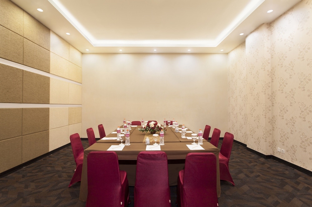 favehotel Solo Baru 47/51
