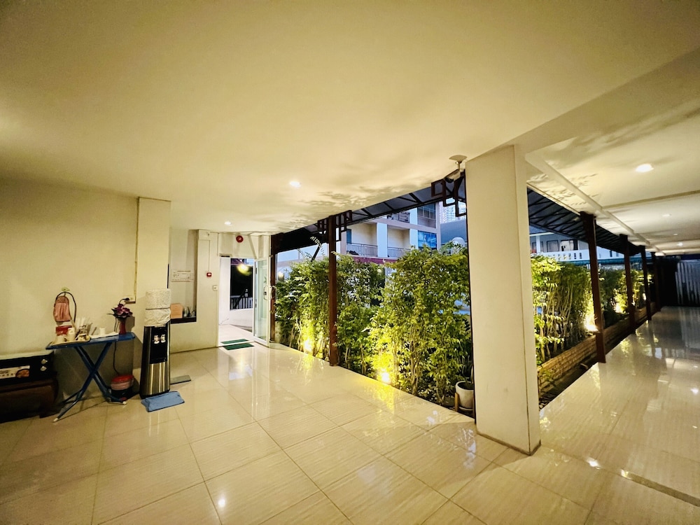 Inn Kham Apartment 27/47