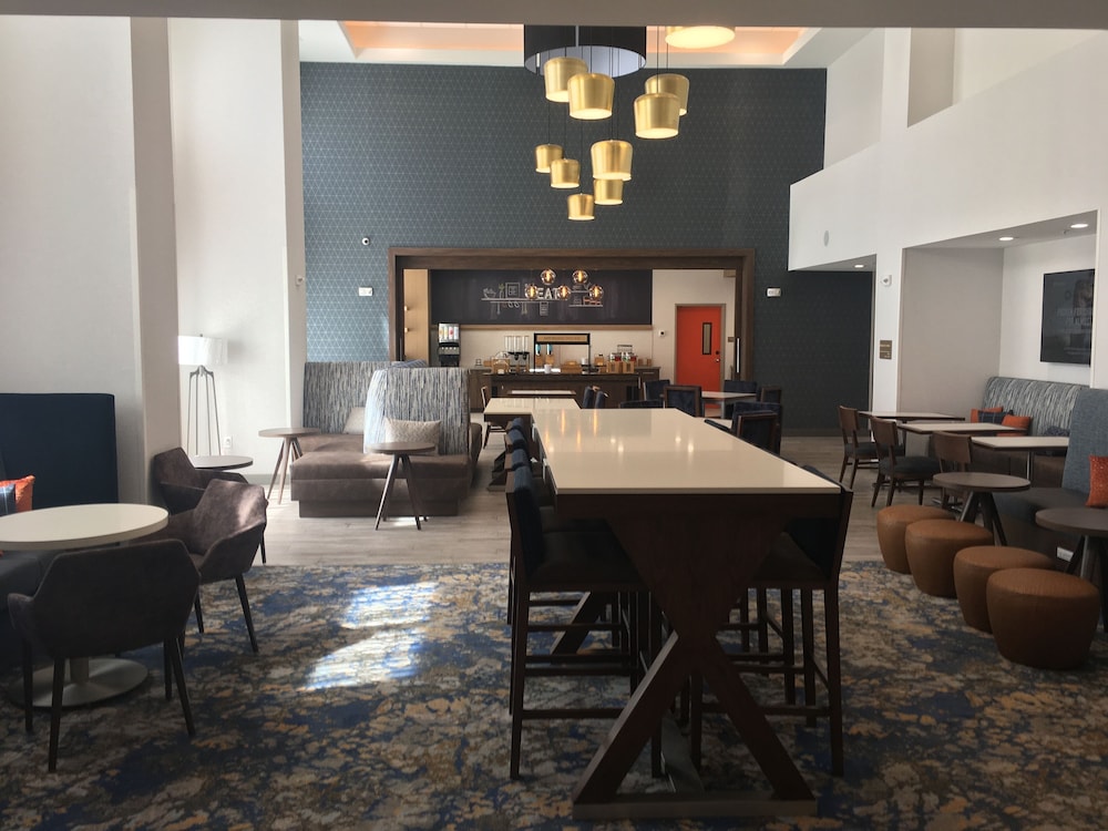 Hampton Inn Midland South 37/58
