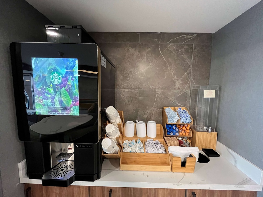 La Quinta Inn by Wyndham Columbia NE / Fort Jackson, SC 55/55