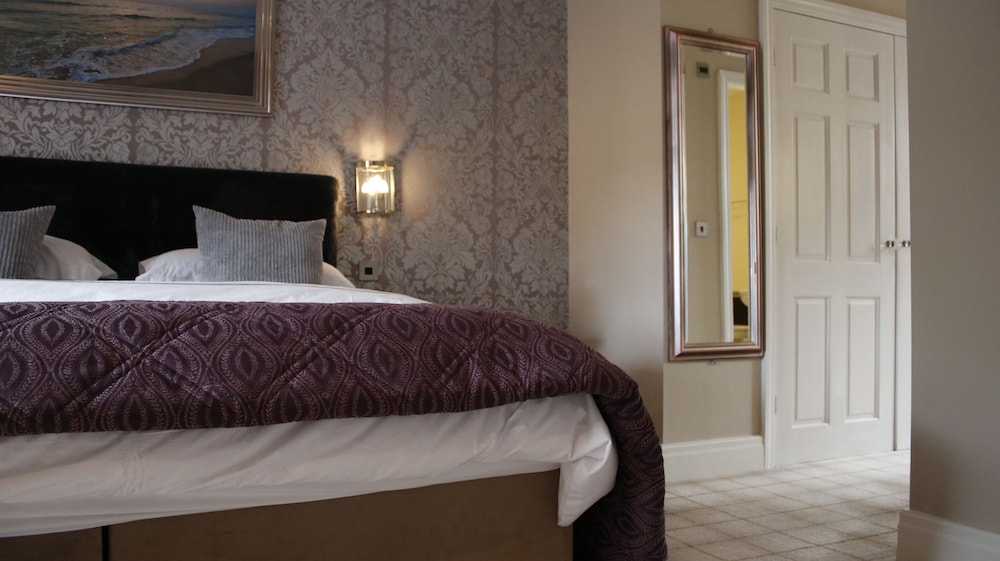 Bowness Bay Suites 5/31