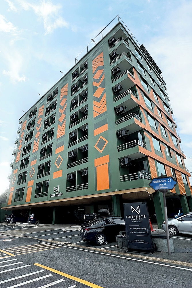 Infinite Hotel at Ratchada in BANGKOK