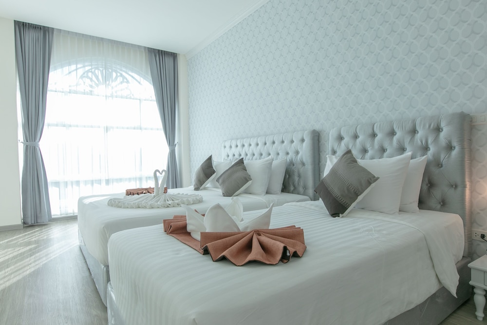 De Hug Hotel & Residence 44/68