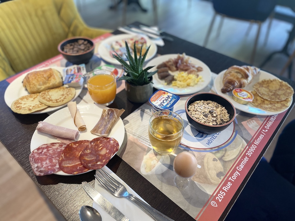 Hotel the Originals Nimes Costieres 42/60