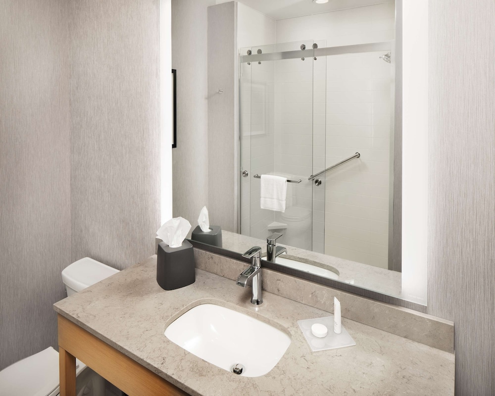 Hyatt Place Murfreesboro 28/31