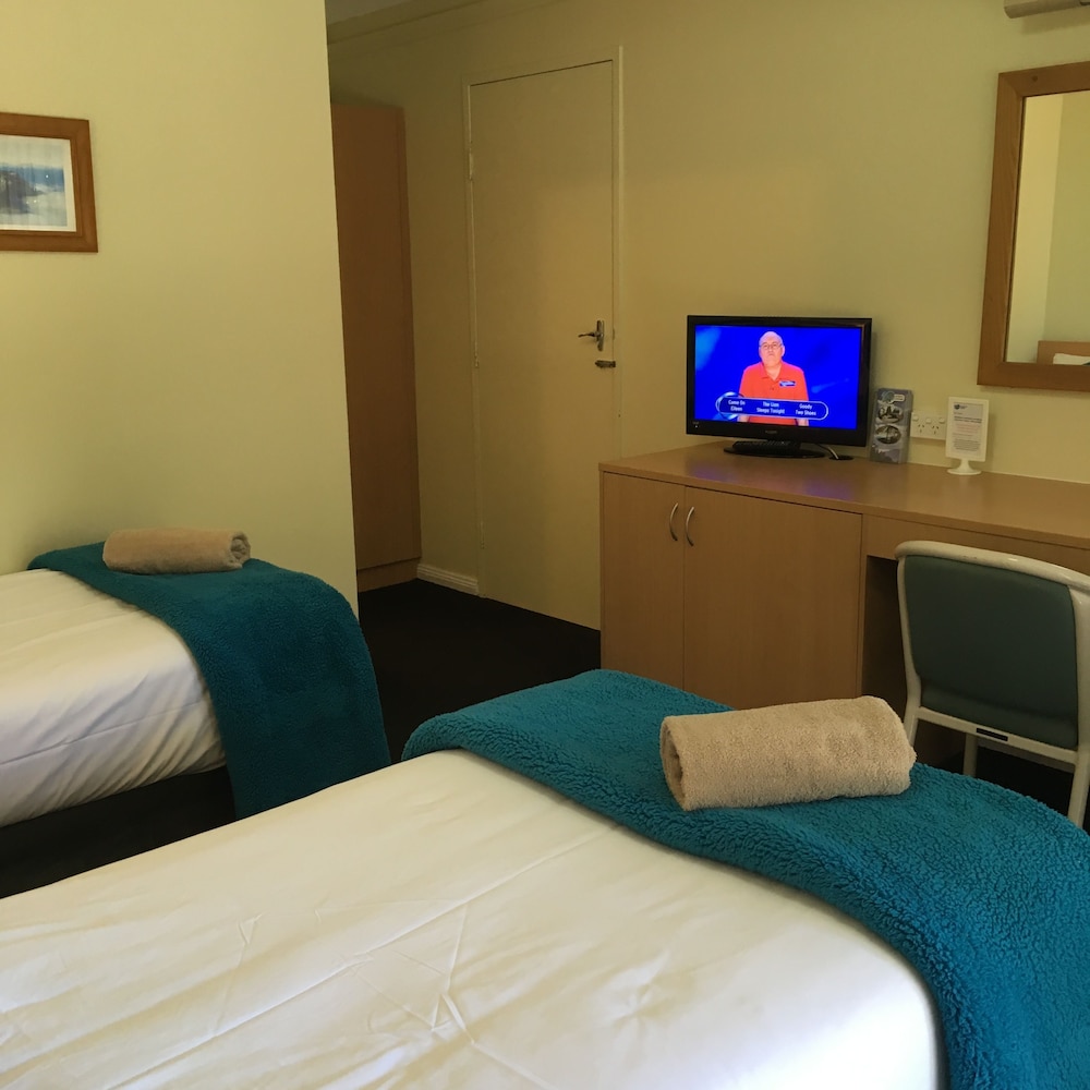 Sky Rider Motor Inn 21/69