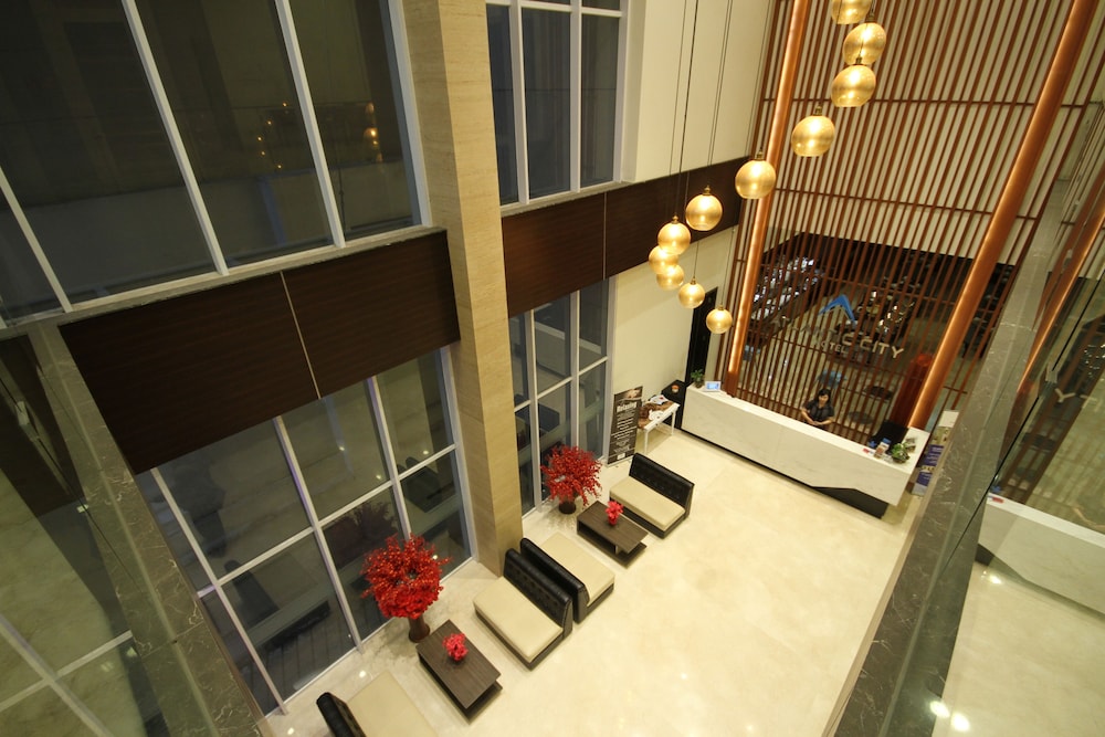 Atlantic City Hotel 19/48