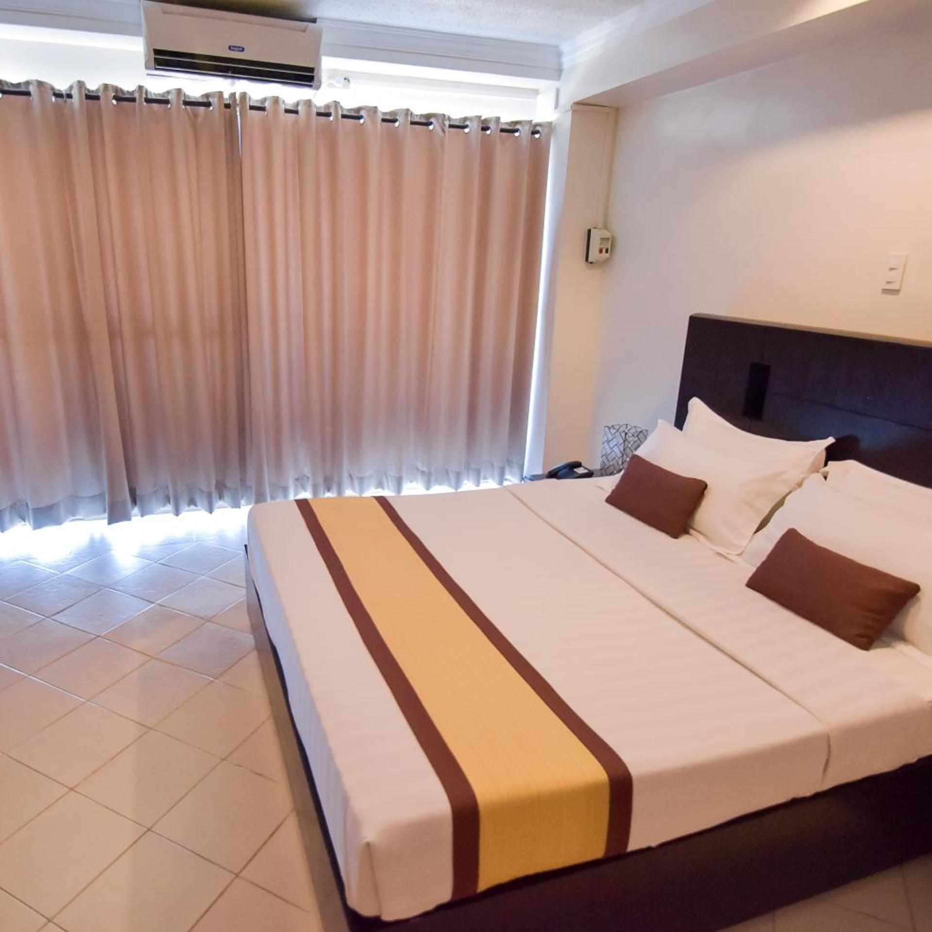 Hotel Tavern Surigao 15/57