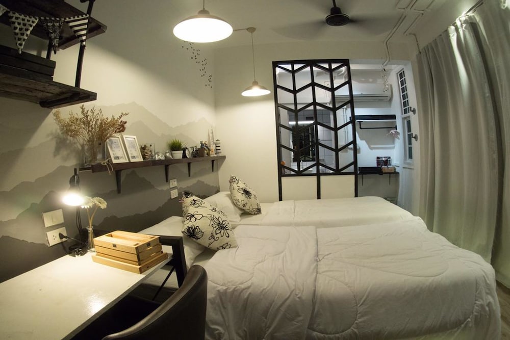 Jetty Huahin Hostel 20/77