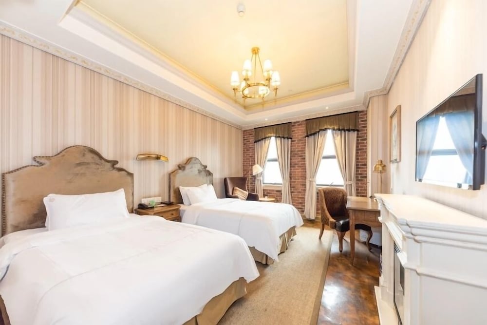 Wuhan Harvest International Hotel 9/57