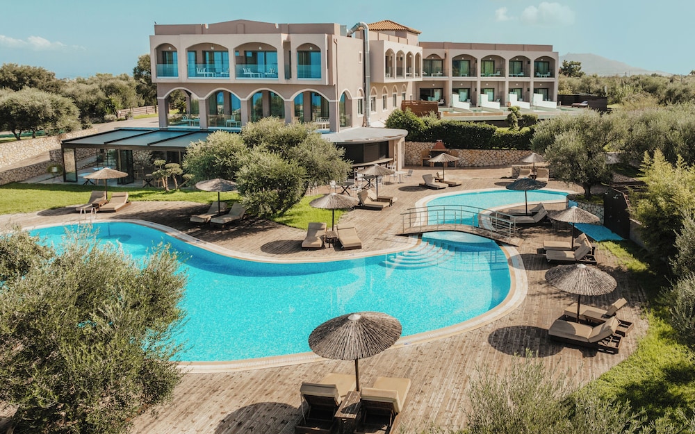 Elegance Luxury Executive Suites - Adults Only 50/58