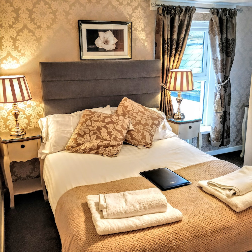 Angel House Bed Breakfast 27/38