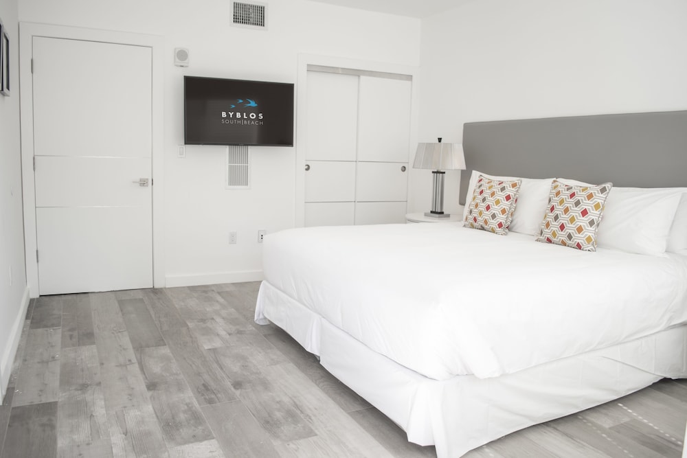 1 BEDROOM, PREMIUM, APARTMENT