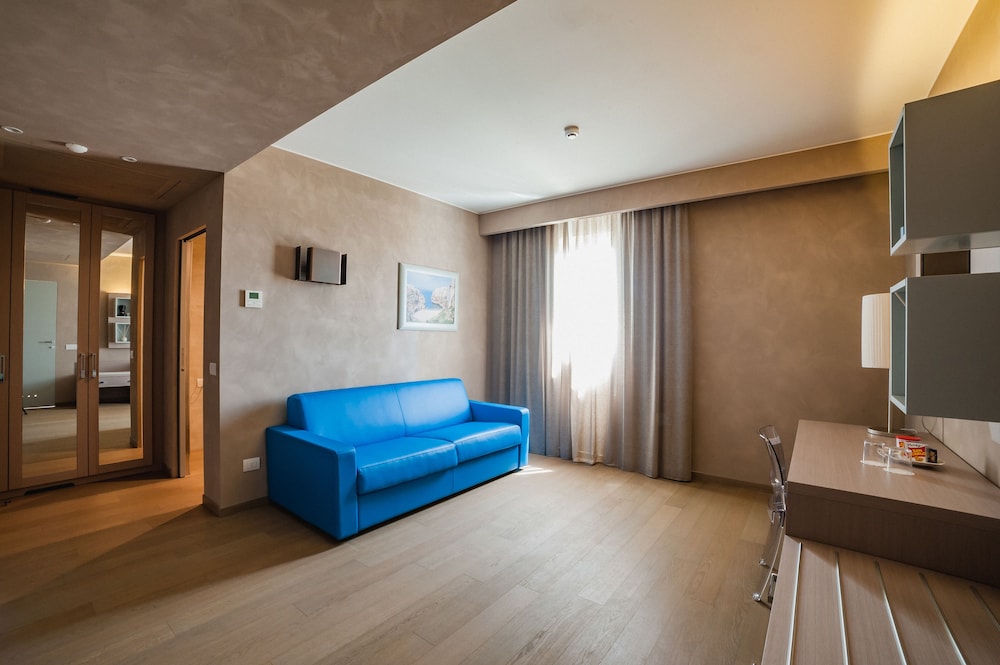 Cala Ponte Resort Spa 48/67