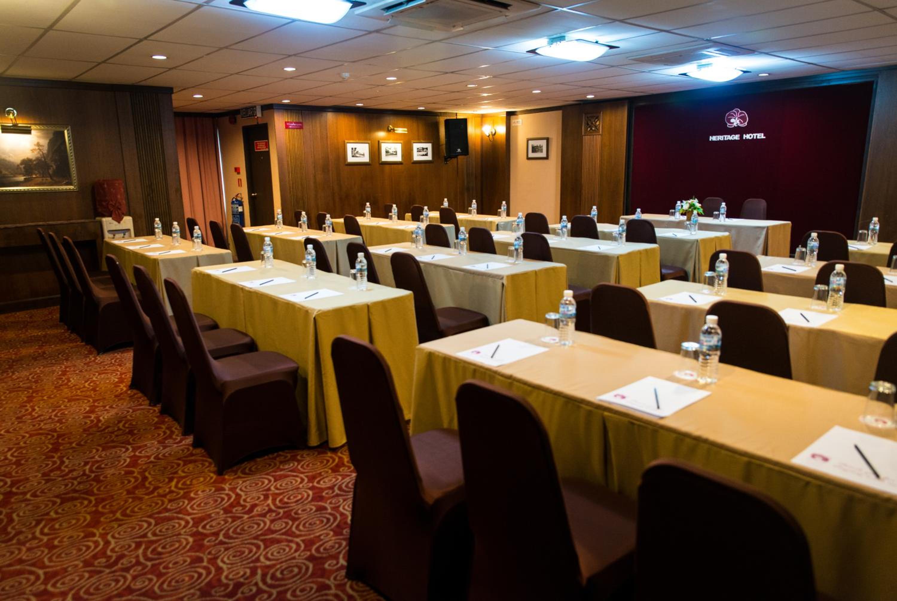 Heritage Hotel 33/49