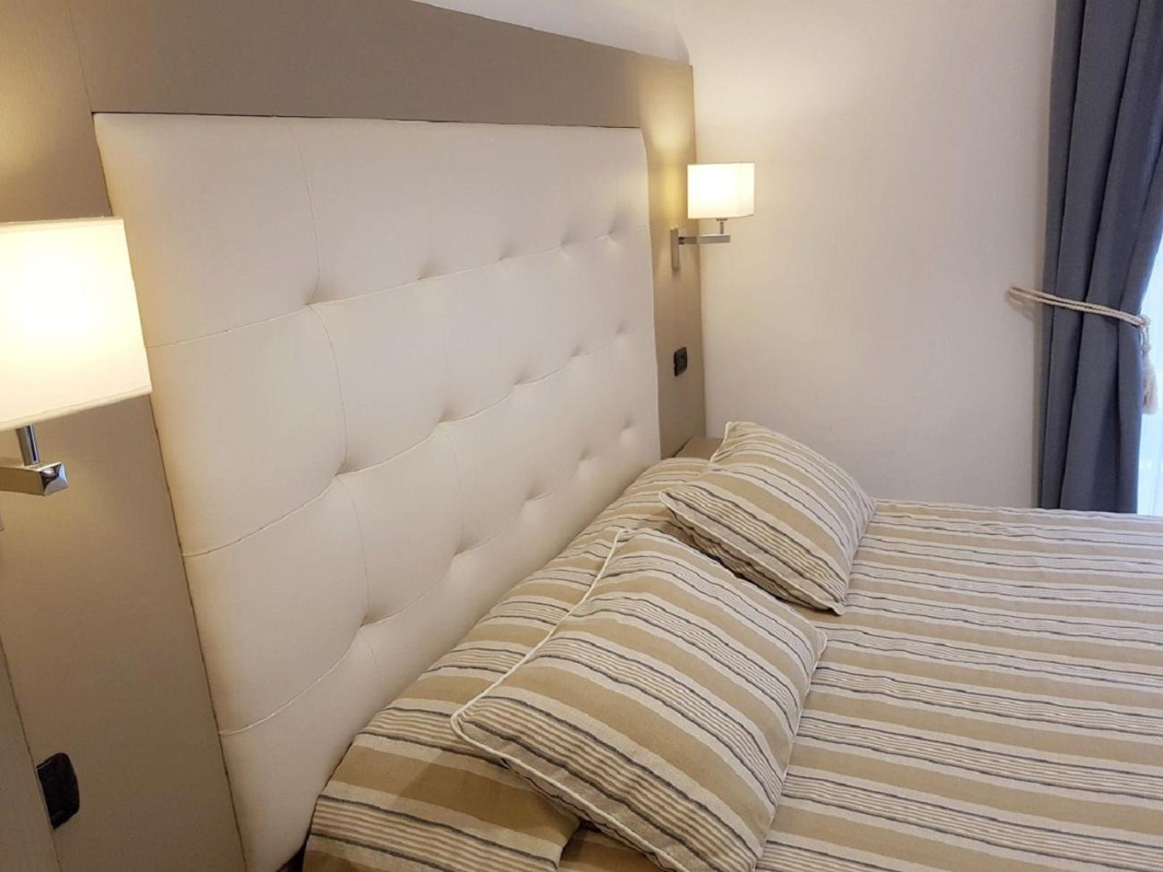 Albergo degli Amici 28/57