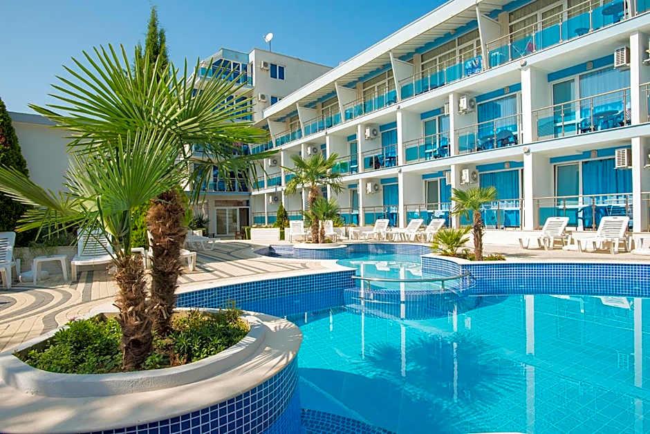 Hotel Eskada Beach 5/50