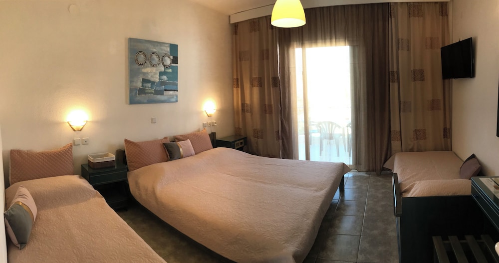 Victor-Eleni Hotel 14/94