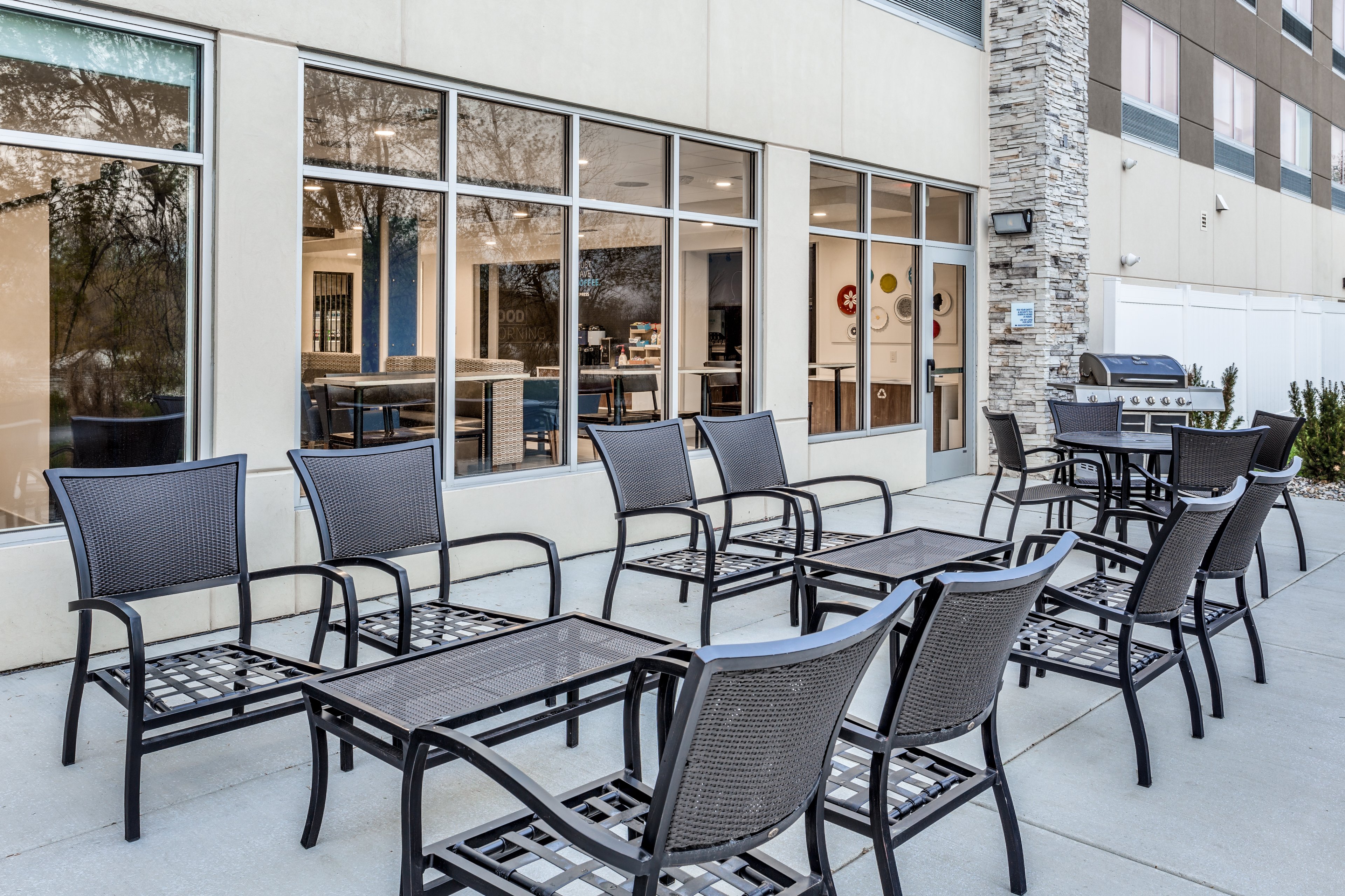 Holiday Inn Express & Suites Hammond 49/69